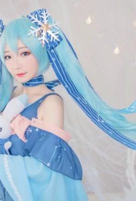 雪 初音 コスプレ(CN：九七) (9P)