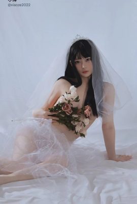 小沢 – Your Bride 千島湖私立メイド野外制服 (72P)