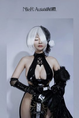 (アザミ) 2B (NieR_Automata)