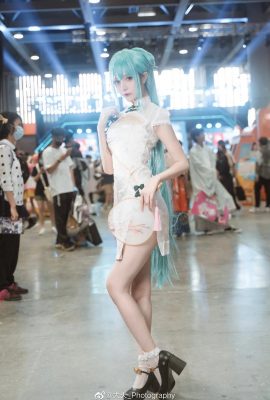 初音ミク シャオファ @小娜比Nabby (撮影: @大夫_Photography) (ホタルアニメーションゲームカーニバル) (8P)