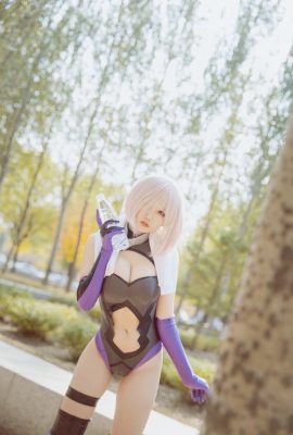 (コスプレ) アバンは今日もとても幸せです アバンは今日もとても幸せです—マシュ・キリエライト – Stage 1 (Fate Grand Order) (2022 年 5 月 3 日)