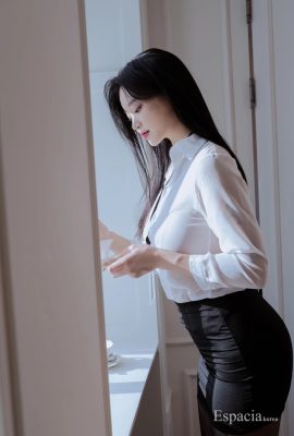 (ミナ)韓国美女がセクシーポーズで魅せる(50P)