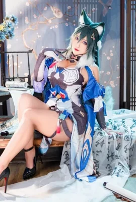 アニメブロガーluo li lolisama star dome railwayテーマセクシーな猫の女の子は黒い薄いセクシーな下着を着て、彼女のふっくらした姿を見せびらかします魅力的な写真76p