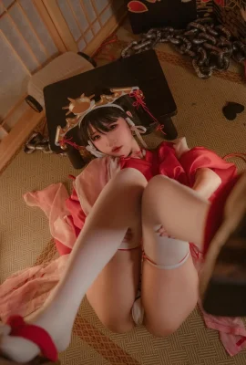 AH Xun Kaori  – ブラックビーストウィッチガール
