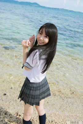 （メンゴあいか）美しい小さな馬はためらうことなく彼女のふっくらした姿を見せている（32p）