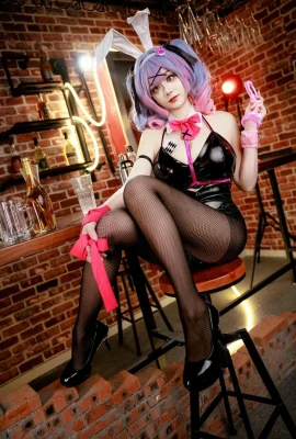 Xuexue_yuki  –  Hatsune Rabbit洞窟（99p）