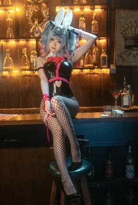 Young Water Belliedo  – ボーカロイドHASUNE Miku Rabbit Hole